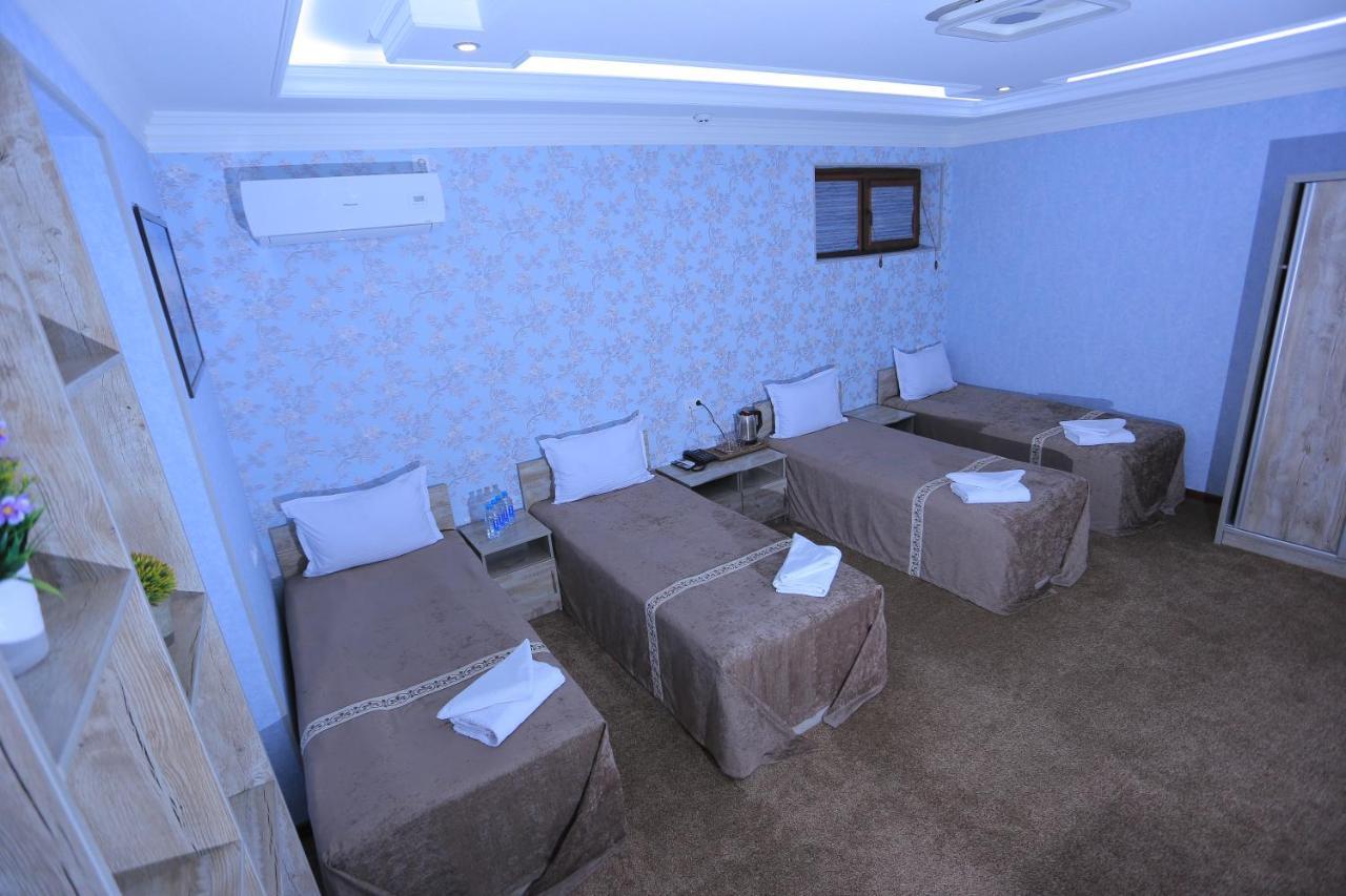 Hayot Plaza Hotel Yunusobod Extérieur photo