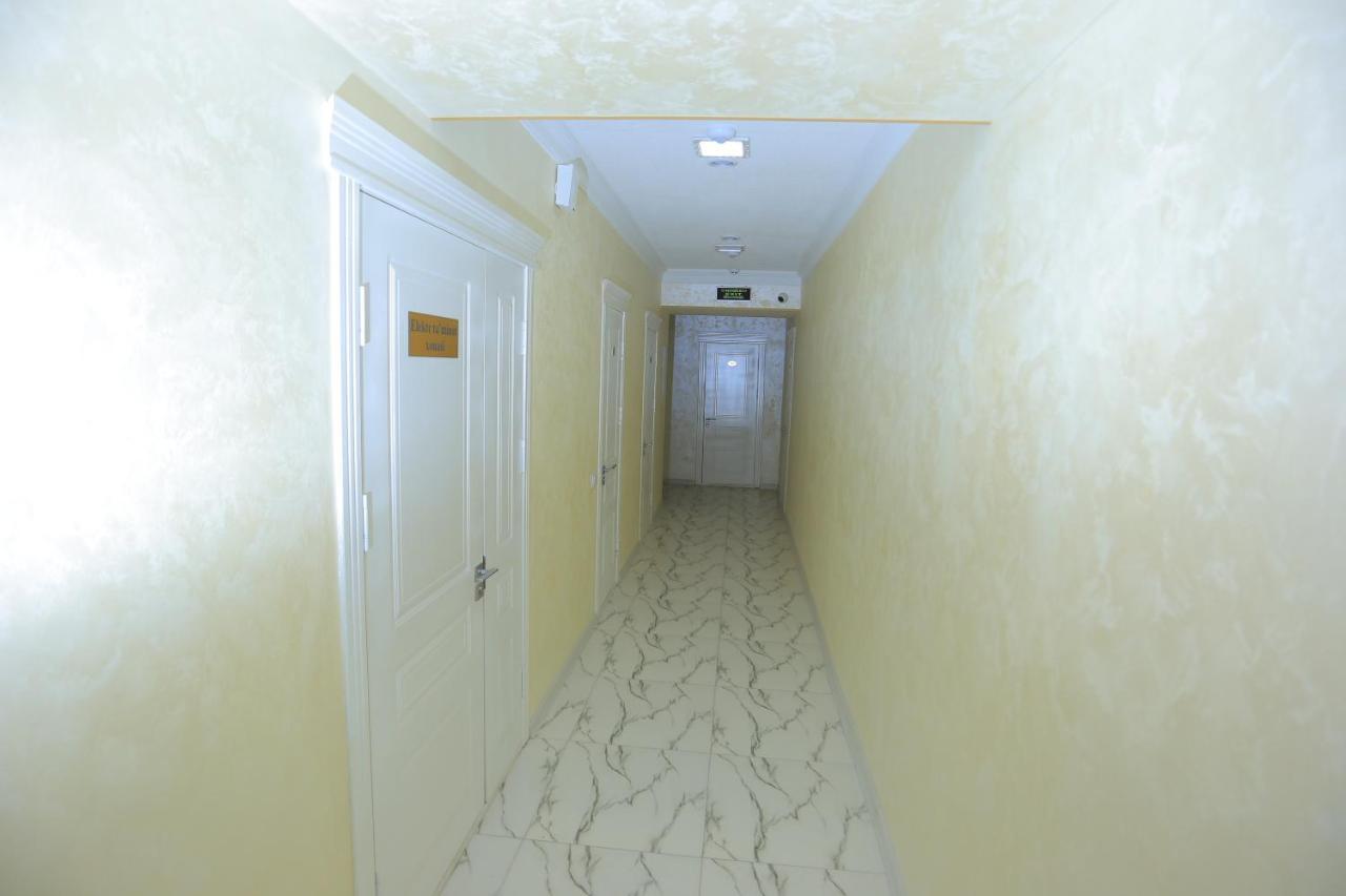 Hayot Plaza Hotel Yunusobod Extérieur photo